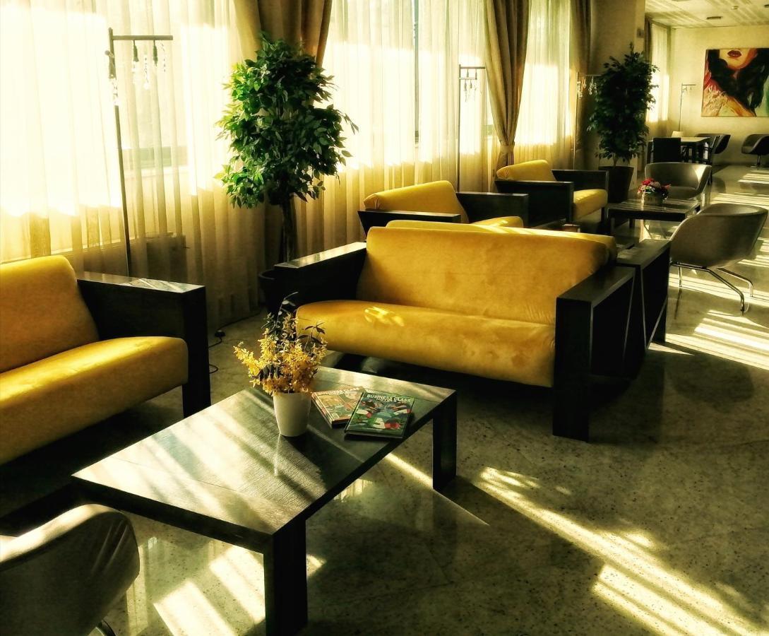 Hotel Parisi Nichelino Esterno foto