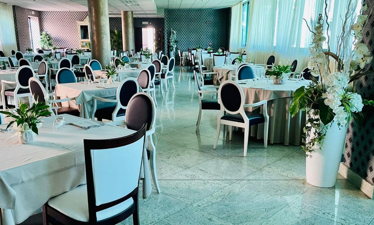 Hotel Parisi Nichelino Esterno foto