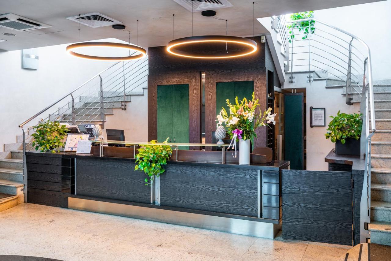 Hotel Parisi Nichelino Esterno foto