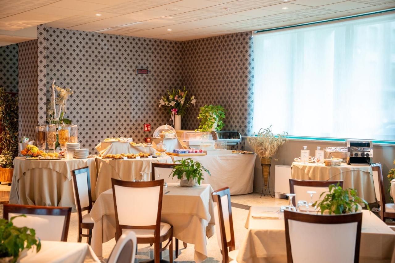 Hotel Parisi Nichelino Esterno foto