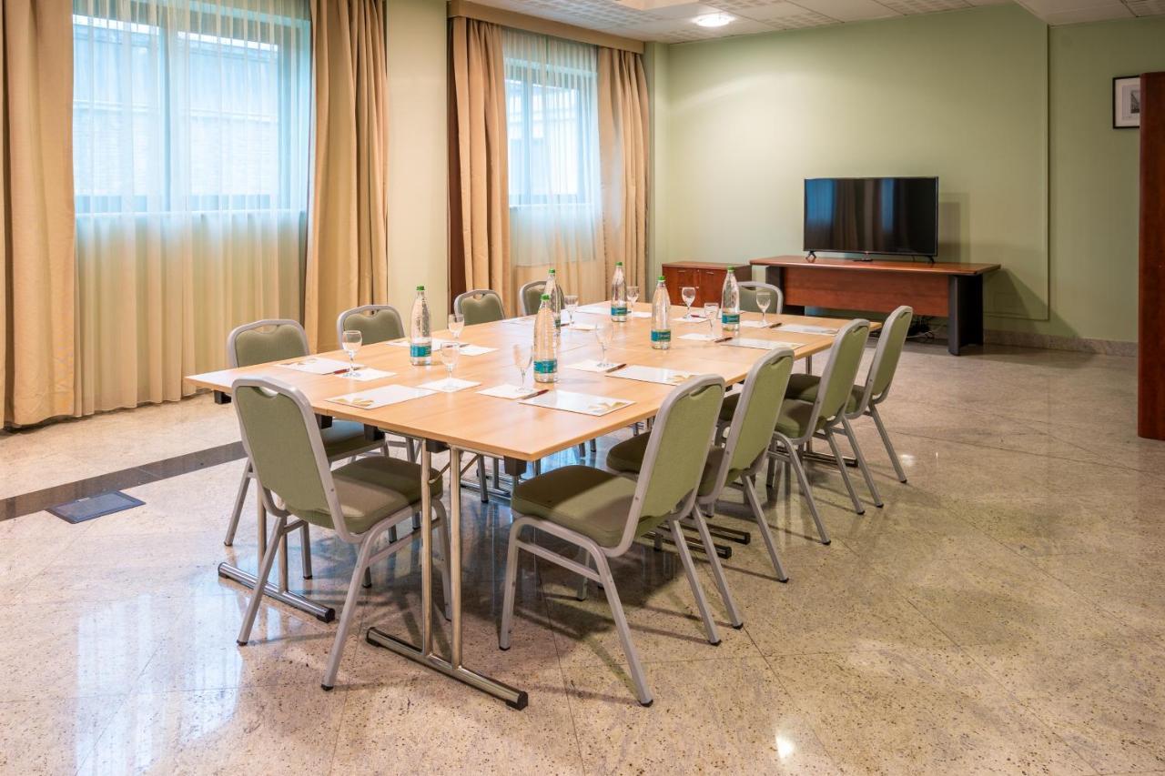 Hotel Parisi Nichelino Esterno foto